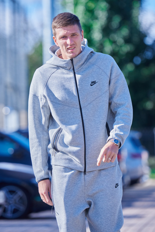 #ЗенитStyle: приезд футболистов на тренировку перед «Факелом»