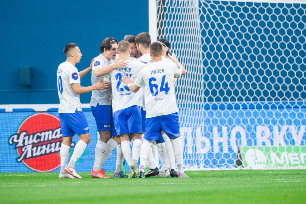 Мир Российская Премьер-Лига 2024/25, «Зенит» — «Факел»