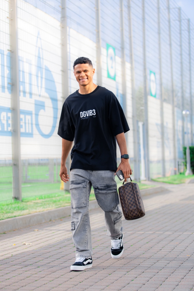 #ЗенитStyle: приезд игроков на тренировку перед матчем с «Краснодаром»