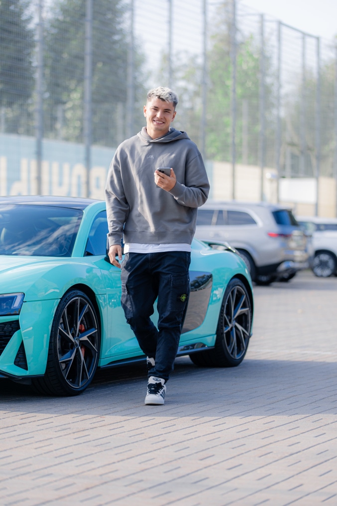 #ЗенитStyle: приезд игроков на тренировку перед матчем с «Краснодаром»