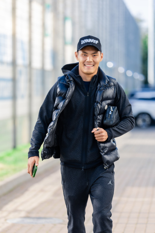 #ЗенитStyle: приезд игроков на тренировку перед матчем с «Краснодаром»