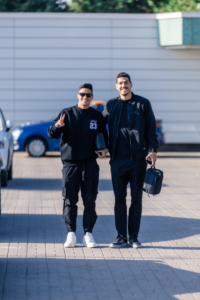 #ЗенитStyle: приезд игроков на тренировку перед матчем с «Краснодаром»