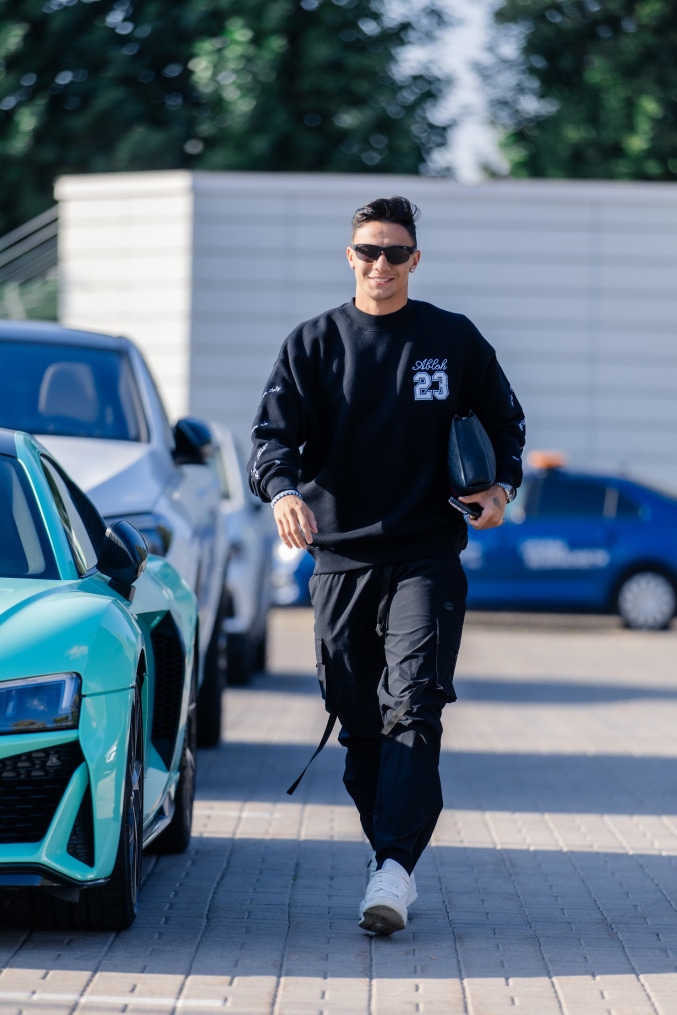 #ЗенитStyle: приезд игроков на тренировку перед матчем с «Краснодаром»