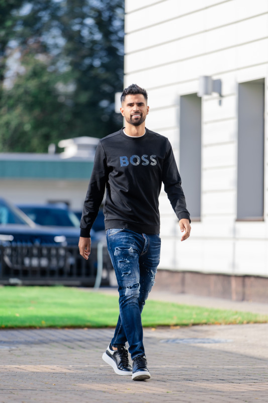 #ЗенитStyle: приезд игроков на тренировку перед матчем с «Краснодаром»