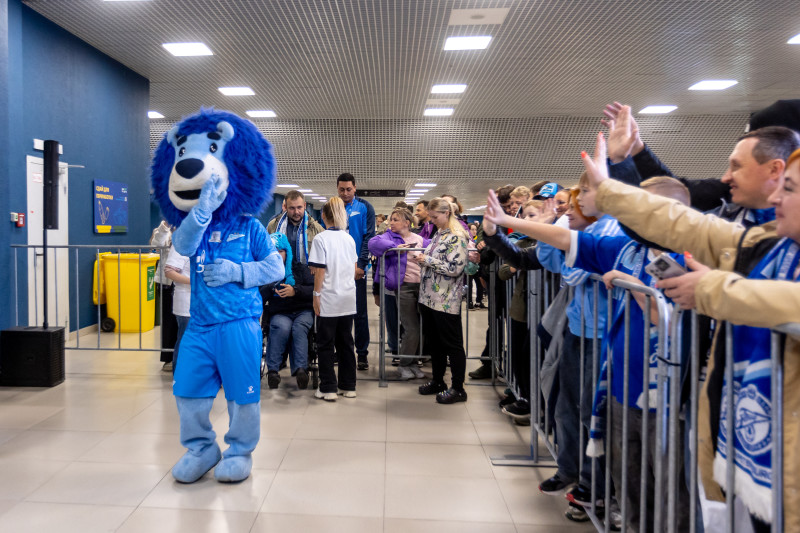 Фан-променад перед матчем «Зенит» — «Войводина»