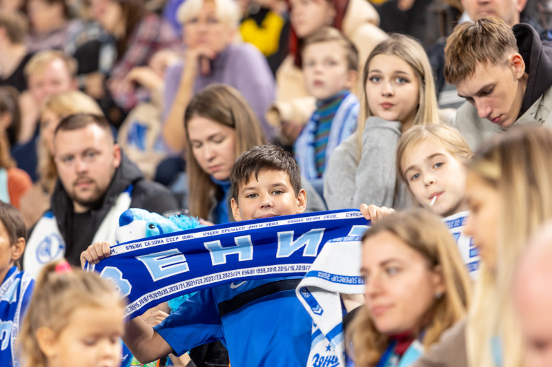 Болельщики на матче «Зенит» — «Войводина»