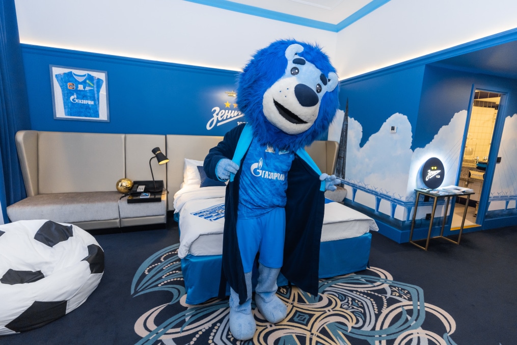 Открытие номера «Зенит» в отеле Cosmos Selection Saint-Petersburg Nevsky Royal