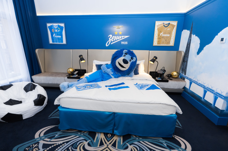 Открытие номера «Зенит» в отеле Cosmos Selection Saint-Petersburg Nevsky Royal