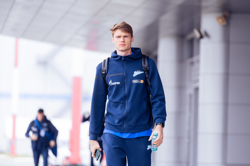 Вылет команды в Самару на матч «Акрон» — «Зенит»