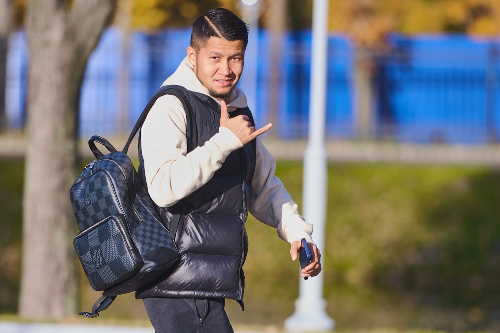 #ЗенитStyle: приезд игроков на тренировку перед матчем с «Факелом»