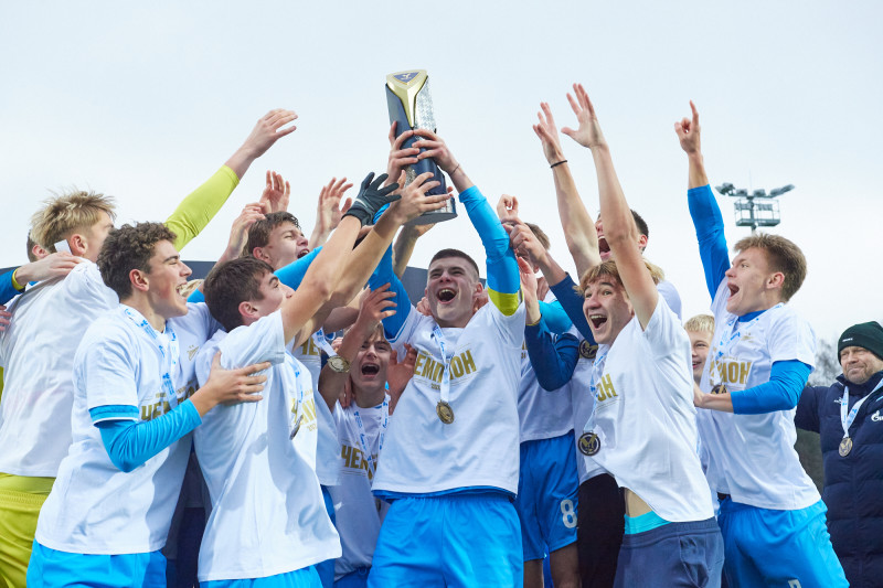 Юношеская футбольная лига-2: Награждение команд по итогам сезона