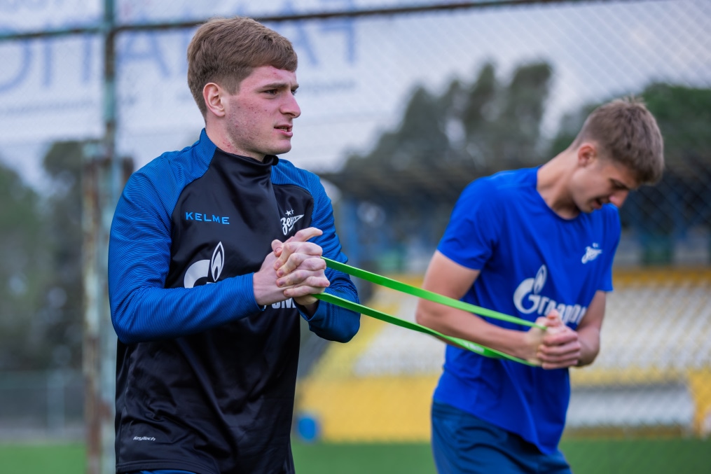 Первые учебно-тренировочные сборы «Зенита»-м в Турции: 4 февраля, вечерняя тренировка