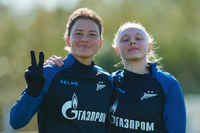 Зимний учебно-тренировочный сбор женской команды «Зенит» в Турции: 8 февраля, утренняя тренировка.