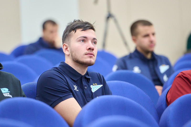 Конференция «Тренировка без травм» в «Газпром»-Академии