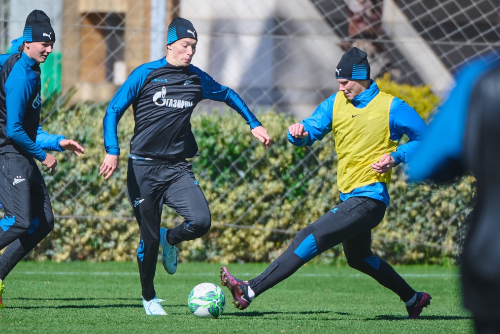 Вторые учебно-тренировочные сборы «Зенита»-м в Турции: 23 февраля, вечерняя тренировка на поле