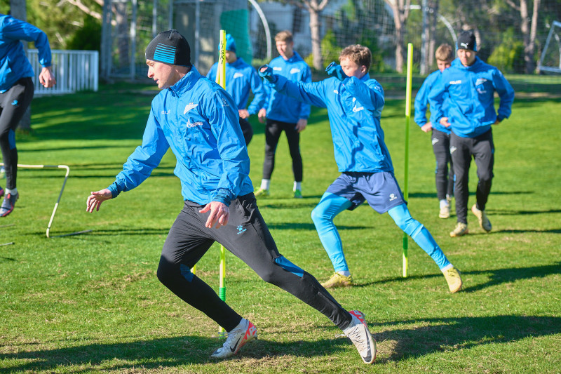 Вторые учебно-тренировочные сборы «Зенита»-м в Турции: 24 февраля, утренняя тренировка на поле