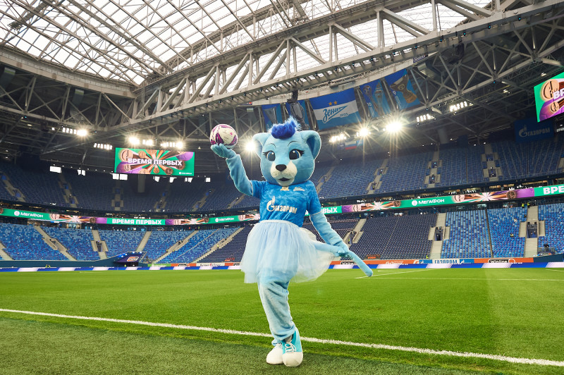 Львица в голубом: новый талисман женской команды «Зенита»!