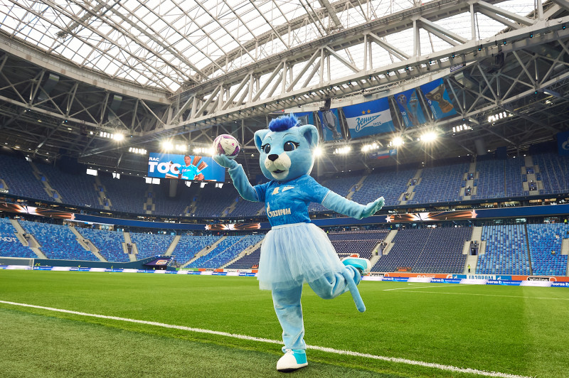 Львица в голубом: новый талисман женской команды «Зенита»!