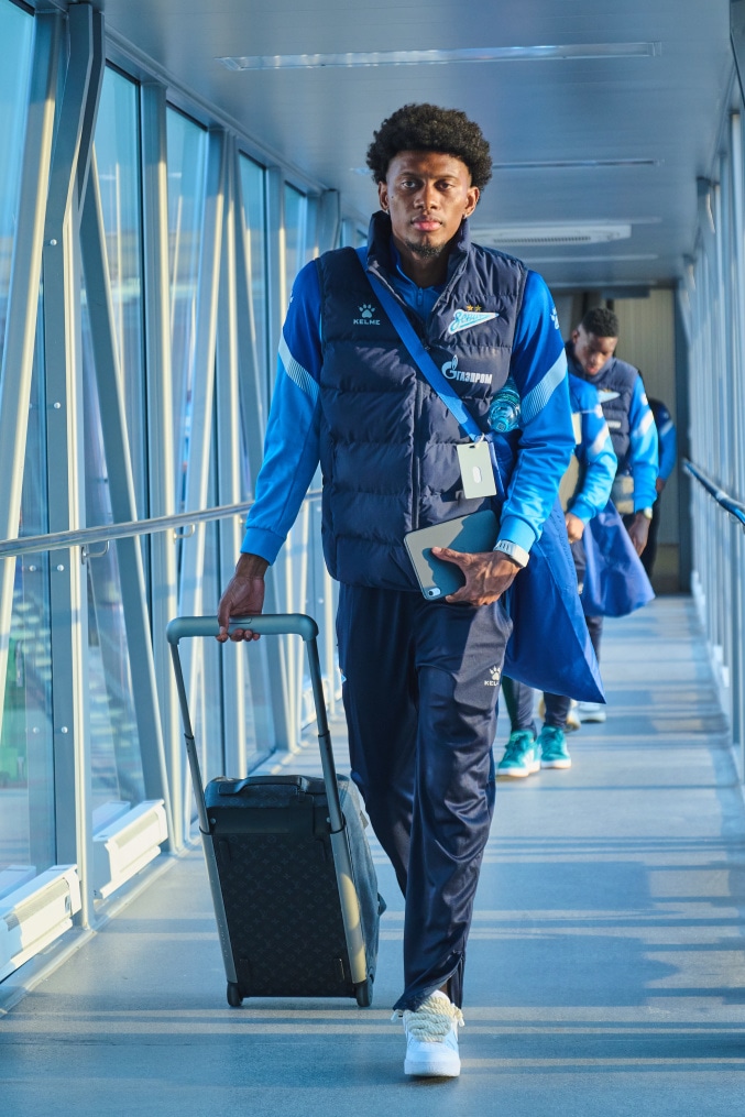 «Ростов» — «Зенит»: прибытие команды в Ставрополь