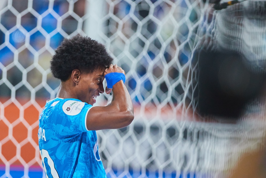 Мир Российская Премьер-Лига 2024/25, «Зенит» — «Рубин»