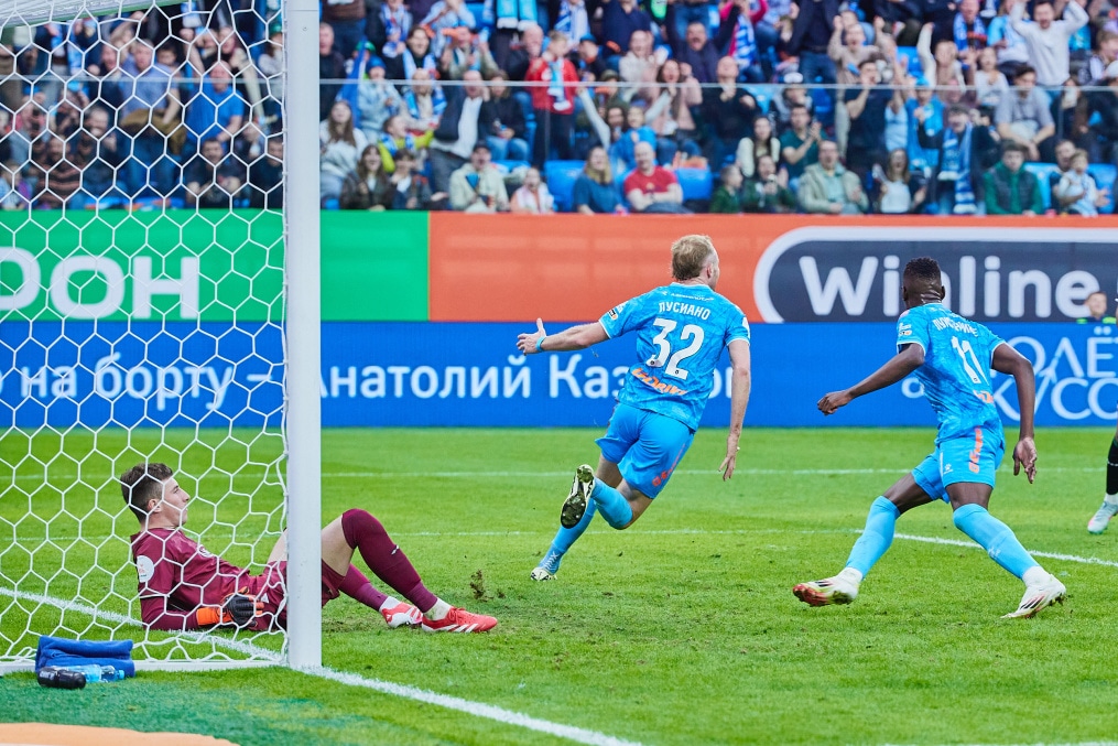 Мир Российская Премьер-Лига, «Зенит» —«Краснодар»