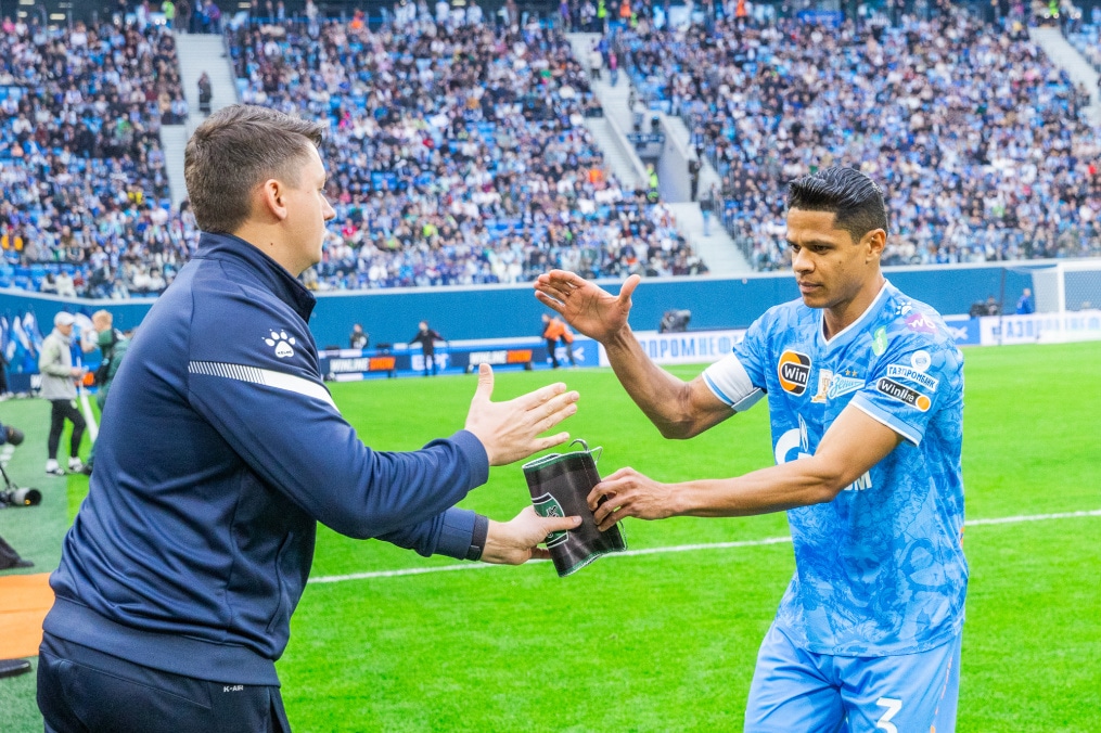 Мир Российская Премьер-Лига, «Зенит» —«Краснодар»