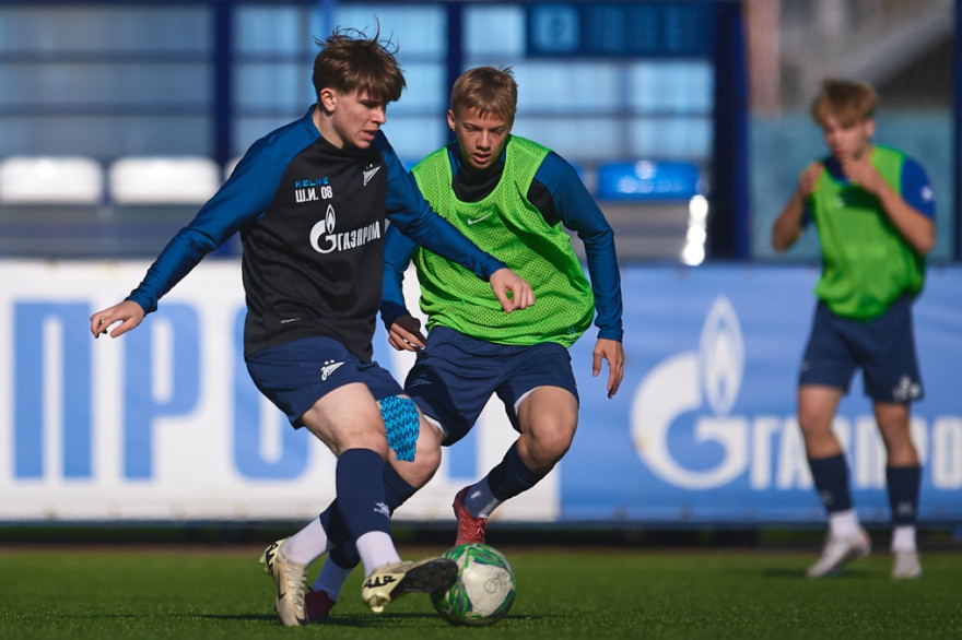 Тренировка юношеской команды U-18 