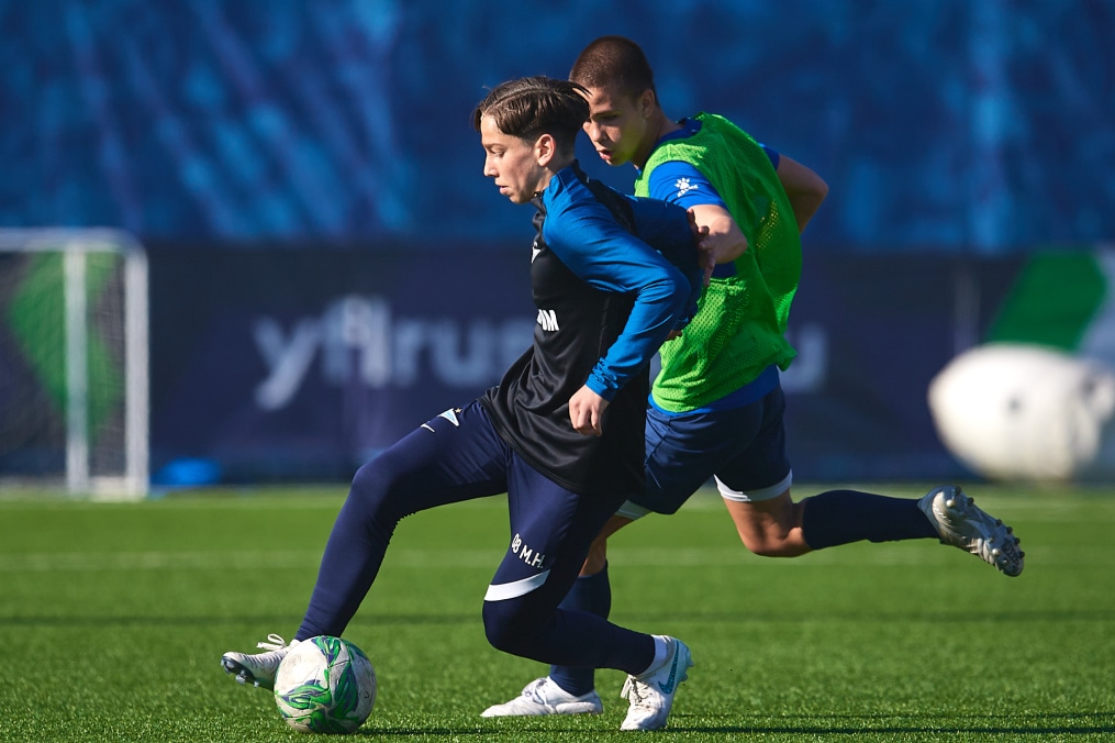 Тренировка юношеской команды U-18