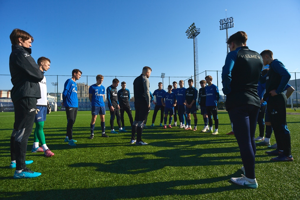 Тренировка юношеской команды U-18