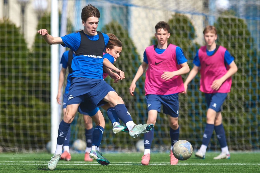 Тренировка юношеской команды U-16