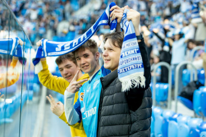 #Все в наших цветах: болельщики на кубковом матче «Зенит» — «Ростов»