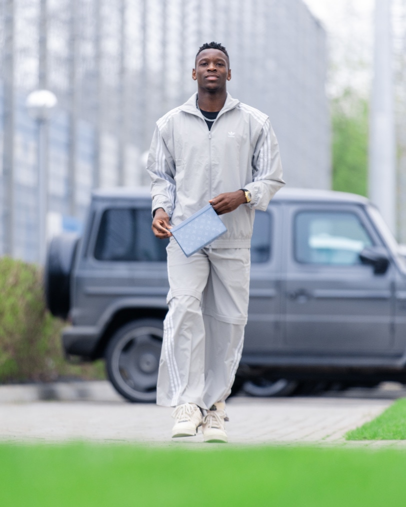 «Зенит. Стиль»: прибытие игроков на тренировку перед матчем с «Динамо»