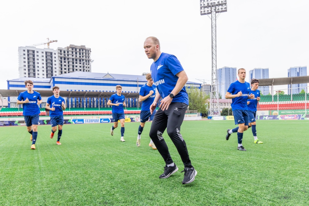 Тренировка молодежной команды «Зенит» в Грозном
