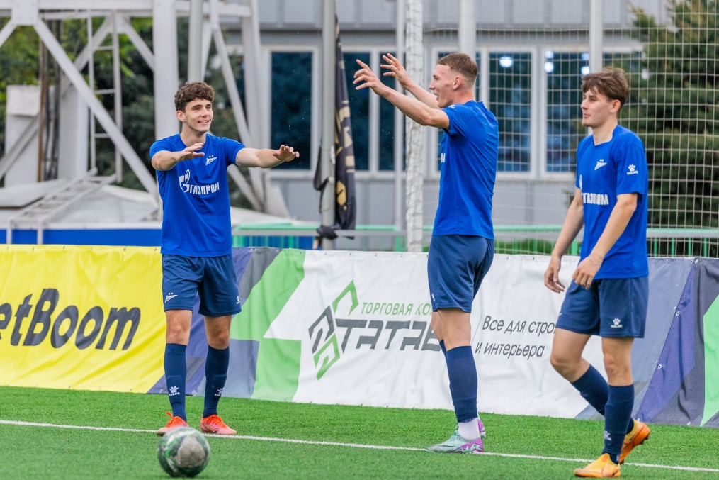Тренировка молодежной команды «Зенит» в Грозном