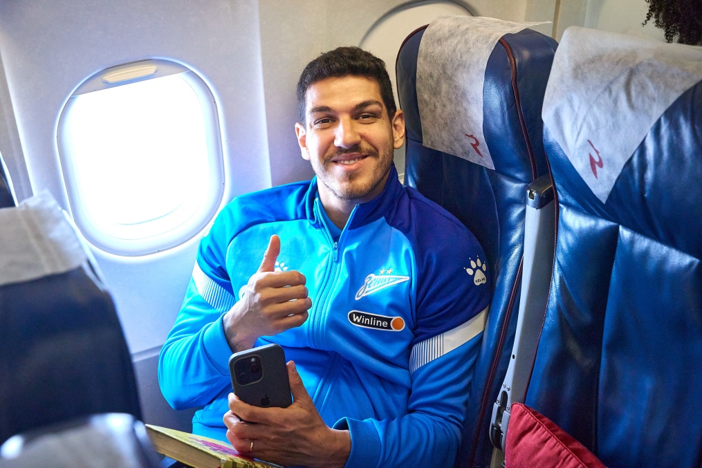 Вылет команды в Москву на матч с «Динамо»