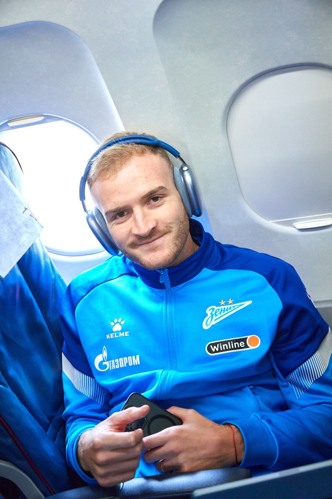 Вылет команды в Москву на матч с «Динамо»