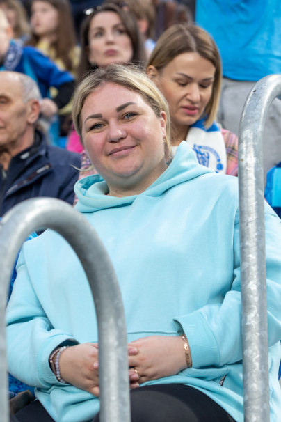 «Все в наших цветах»: болельщики на матче «Зенит»—«Пари НН»