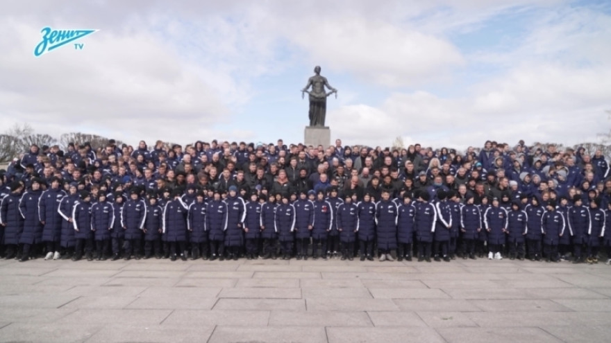 «Зенит» на Пискаревском мемориале: ежегодная традиция клуба