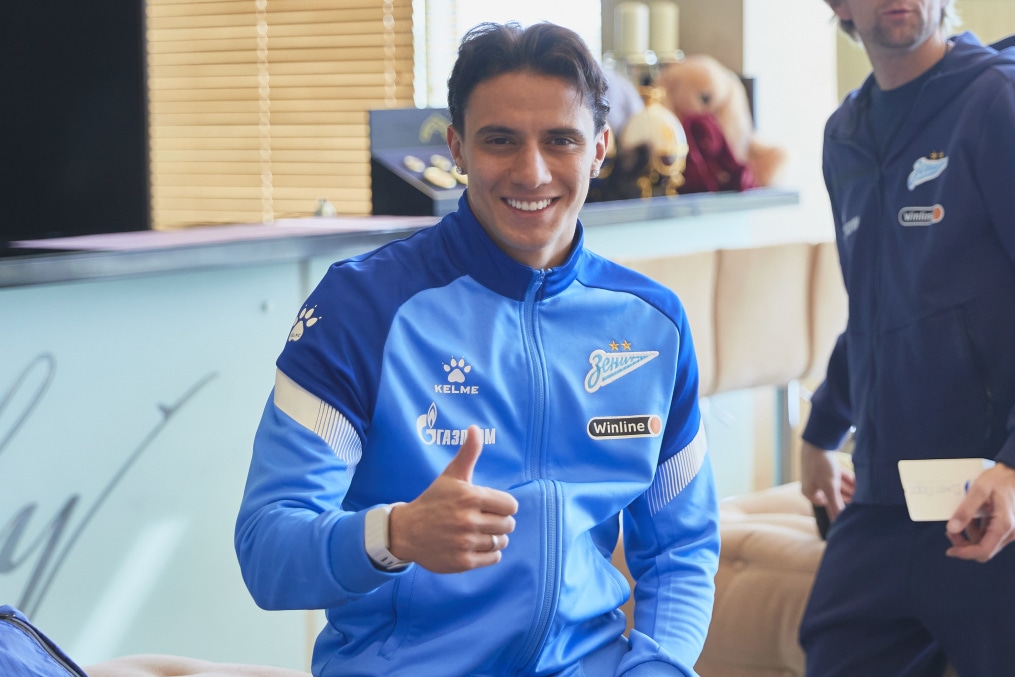 Вылет команды в Махачкалу на матч с «Динамо»