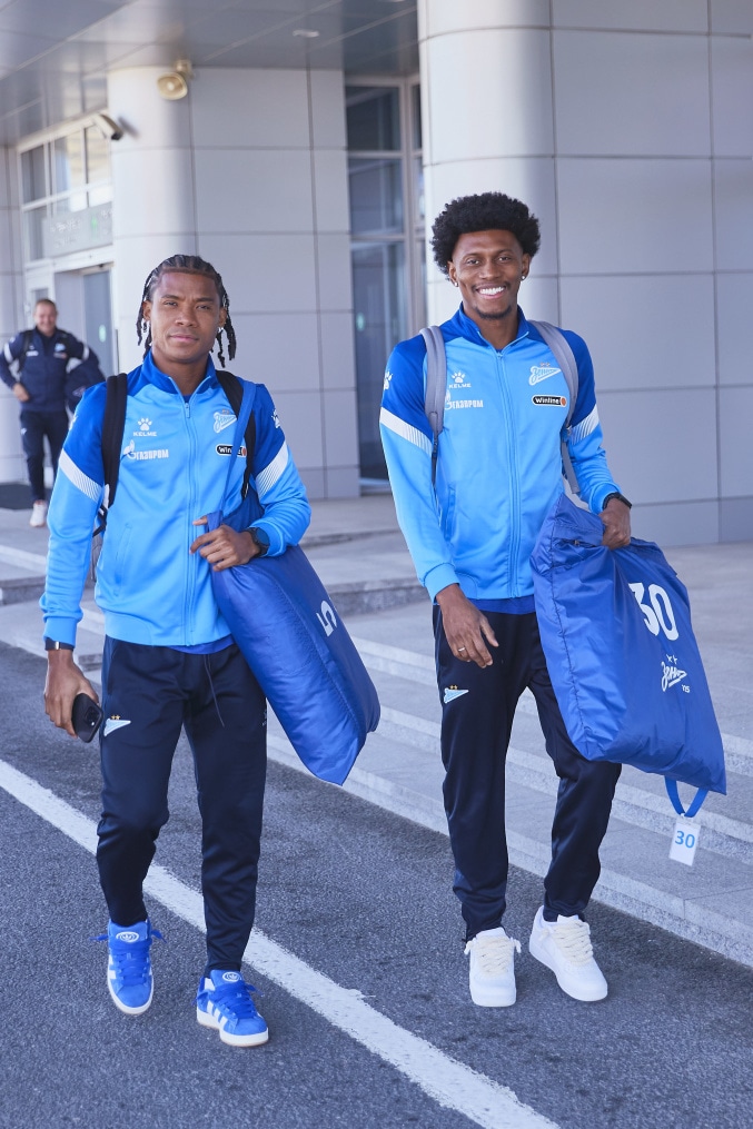 Вылет команды в Махачкалу на матч с «Динамо»