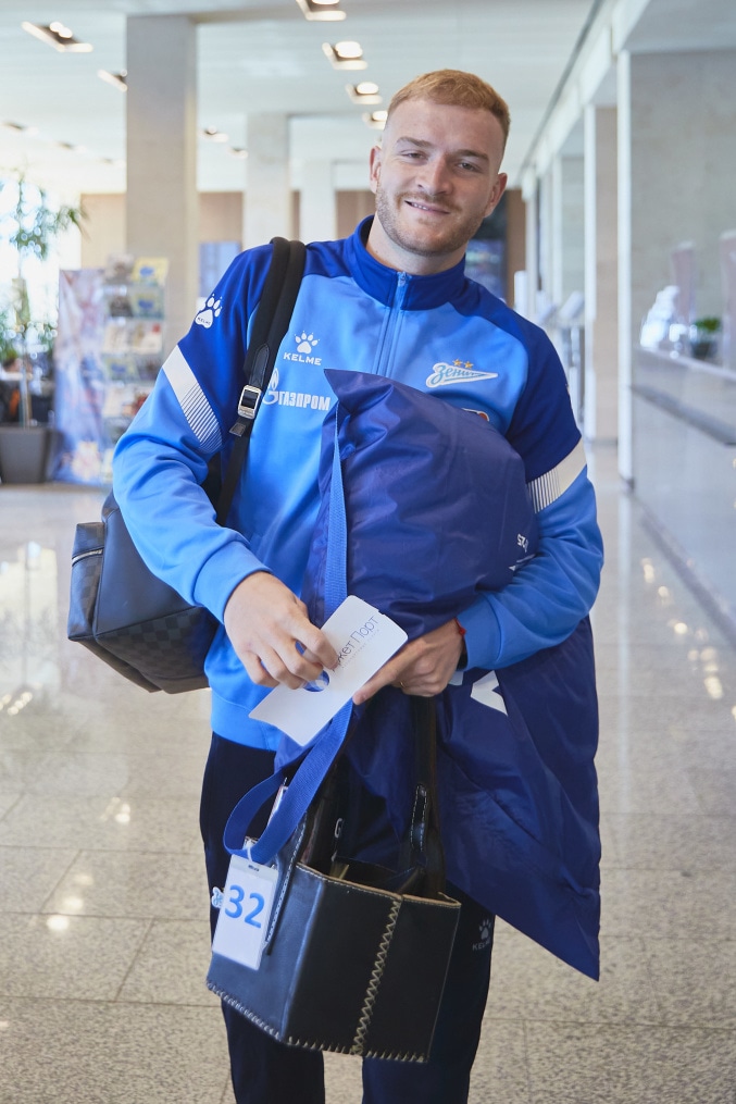 Вылет команды в Махачкалу на матч с «Динамо»