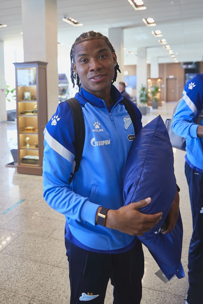 Вылет команды в Махачкалу на матч с «Динамо»