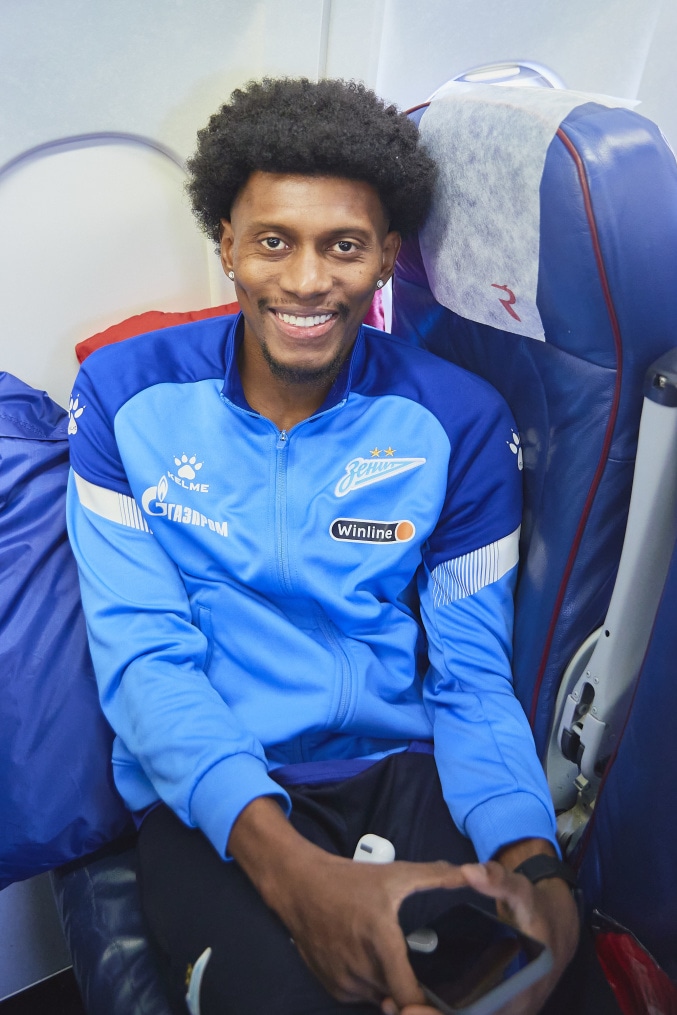 Вылет команды в Махачкалу на матч с «Динамо»