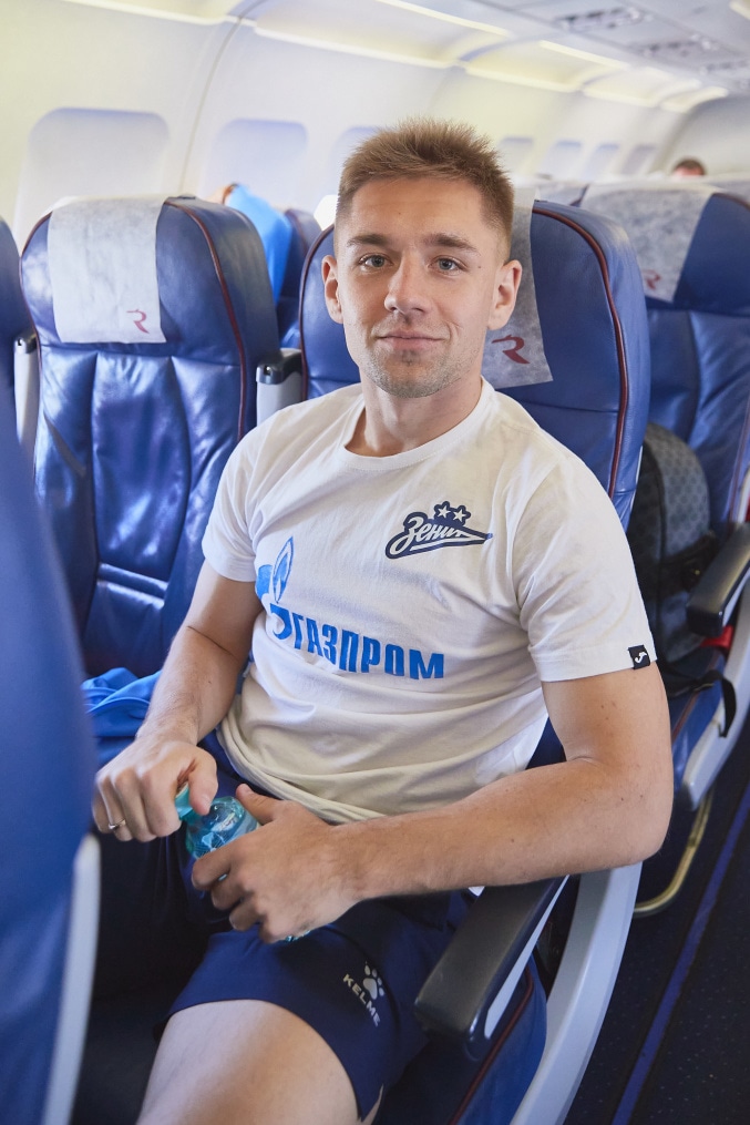 Вылет команды в Махачкалу на матч с «Динамо»