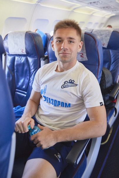 Вылет команды в Махачкалу на матч с «Динамо»