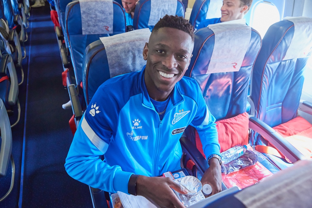 Вылет «Зенита» в Ставрополь на матч с «Ростовом»