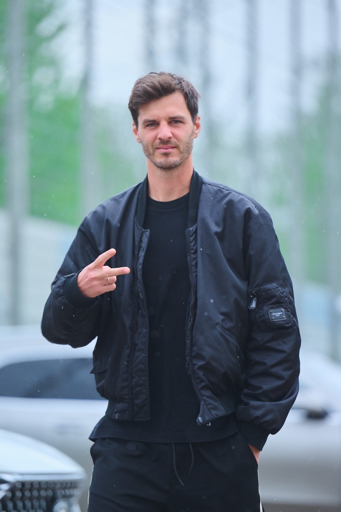 «Зенит. Стиль»: прибытие игроков на тренировку перед матчем с «Ахматом»