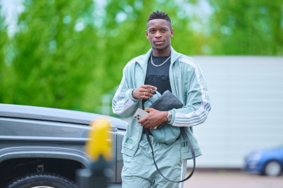 «Зенит. Стиль»: прибытие игроков на тренировку перед матчем с «Ахматом»