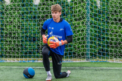Тренировка юношеской команды «Зенит» U-17 перед матчем с «Локомотивом»