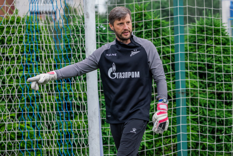 Тренировка юношеской команды «Зенит» U-17 перед матчем с «Локомотивом»